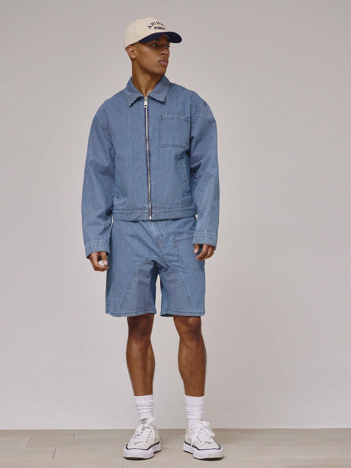 Medium Wash Cropped Denim Jacket