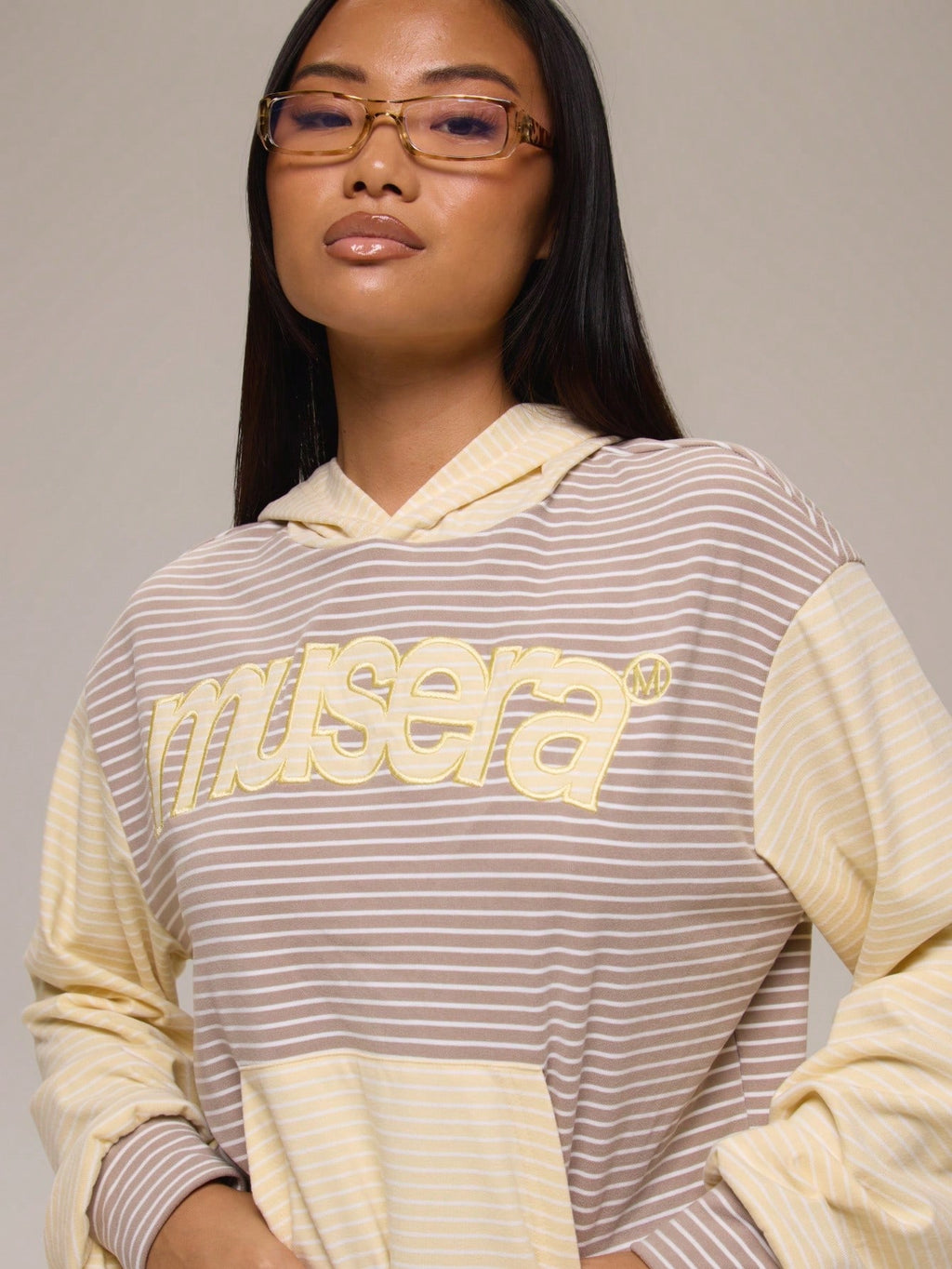 Brown Contrast Graphic Hoodie