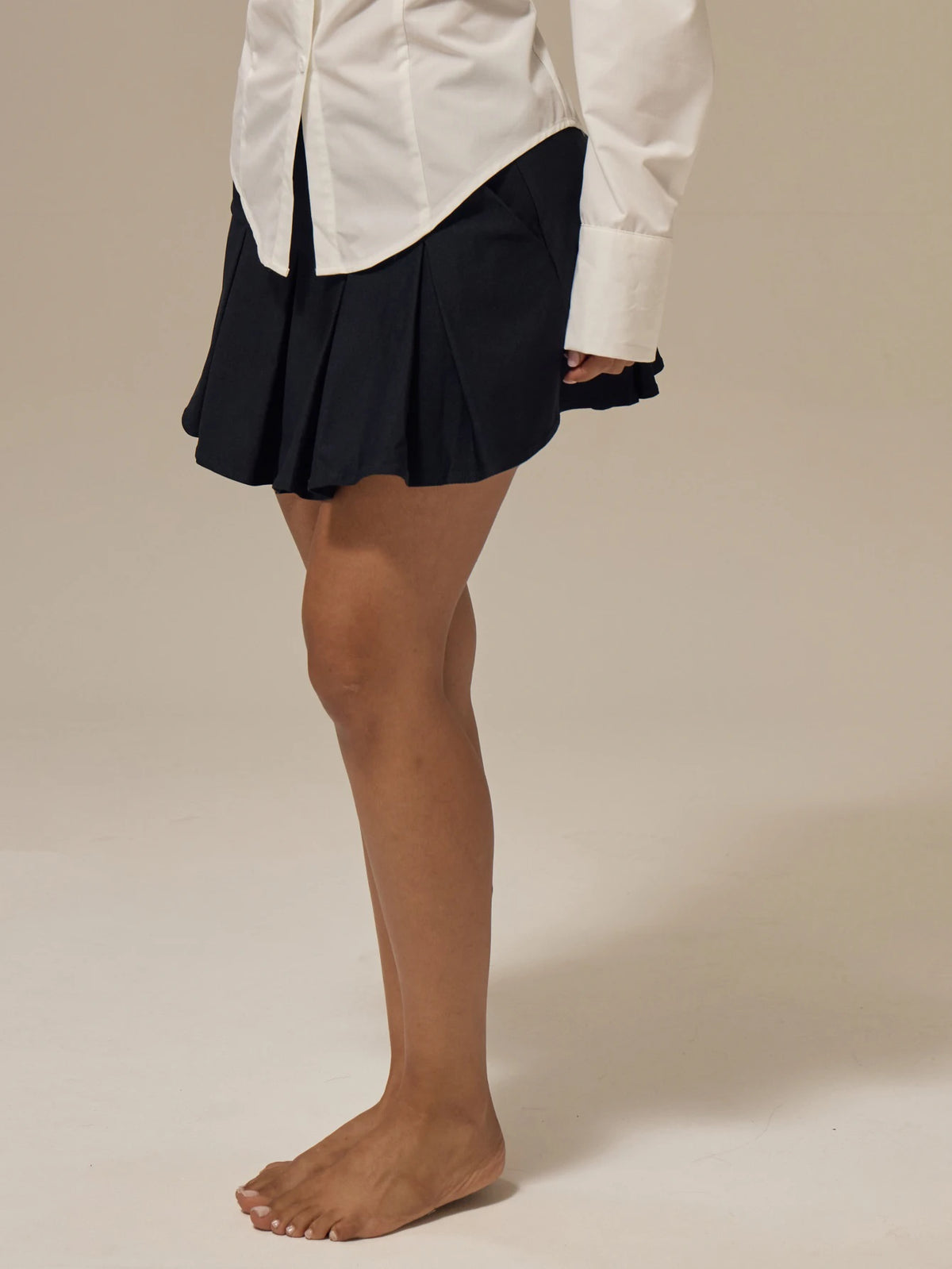 Black Pleated Mini Skirt – Workwear