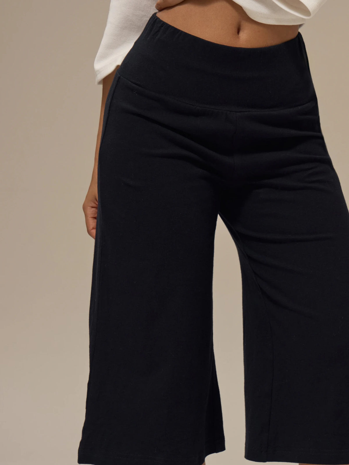 Black Foldover Waist Flared Capri Pants