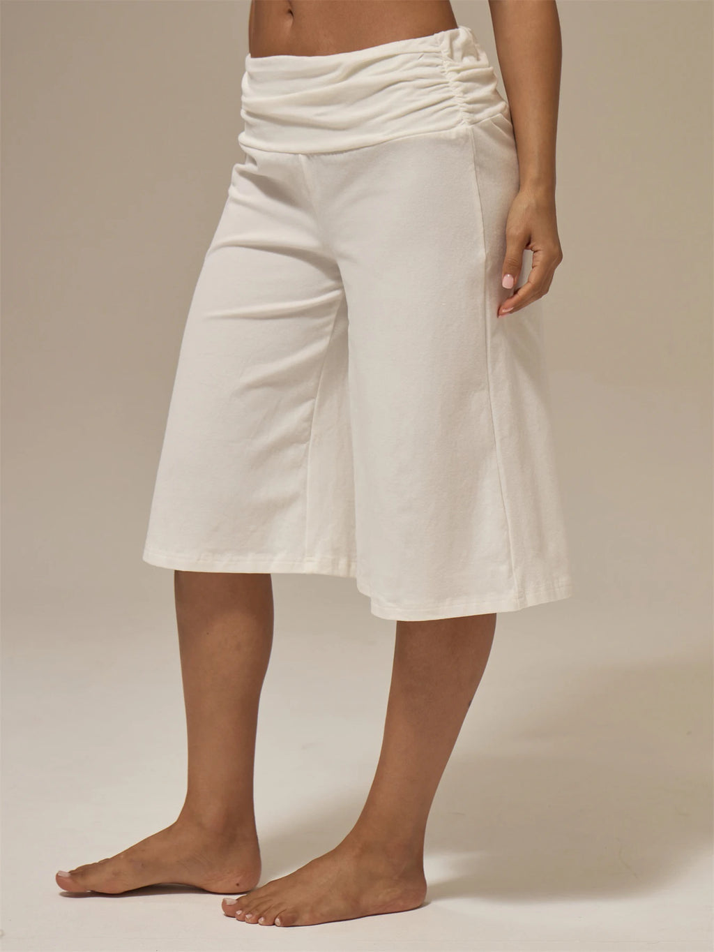 White Ruched Wide Leg Capri Trousers